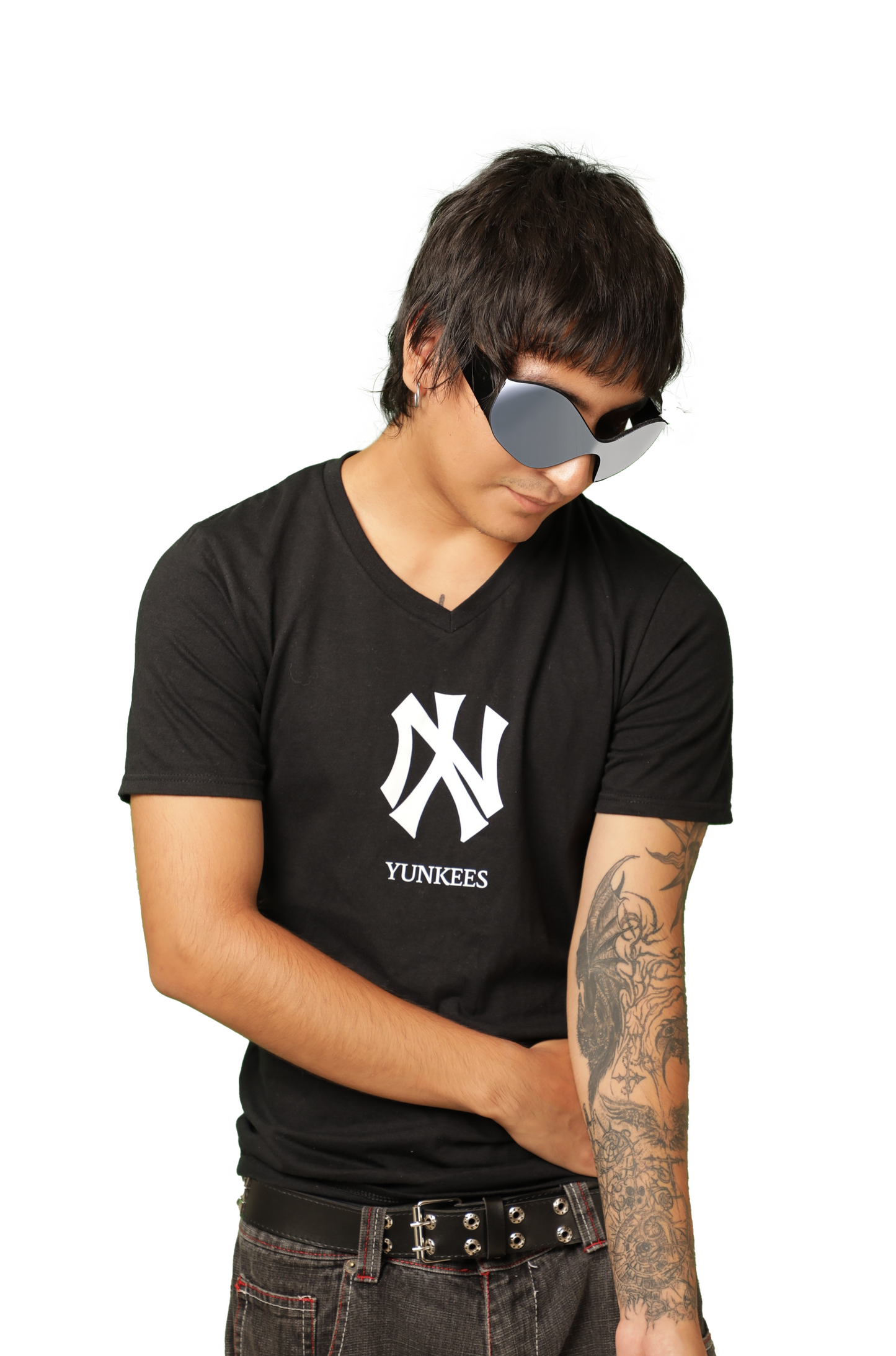 YUNKEES BLACK TEE